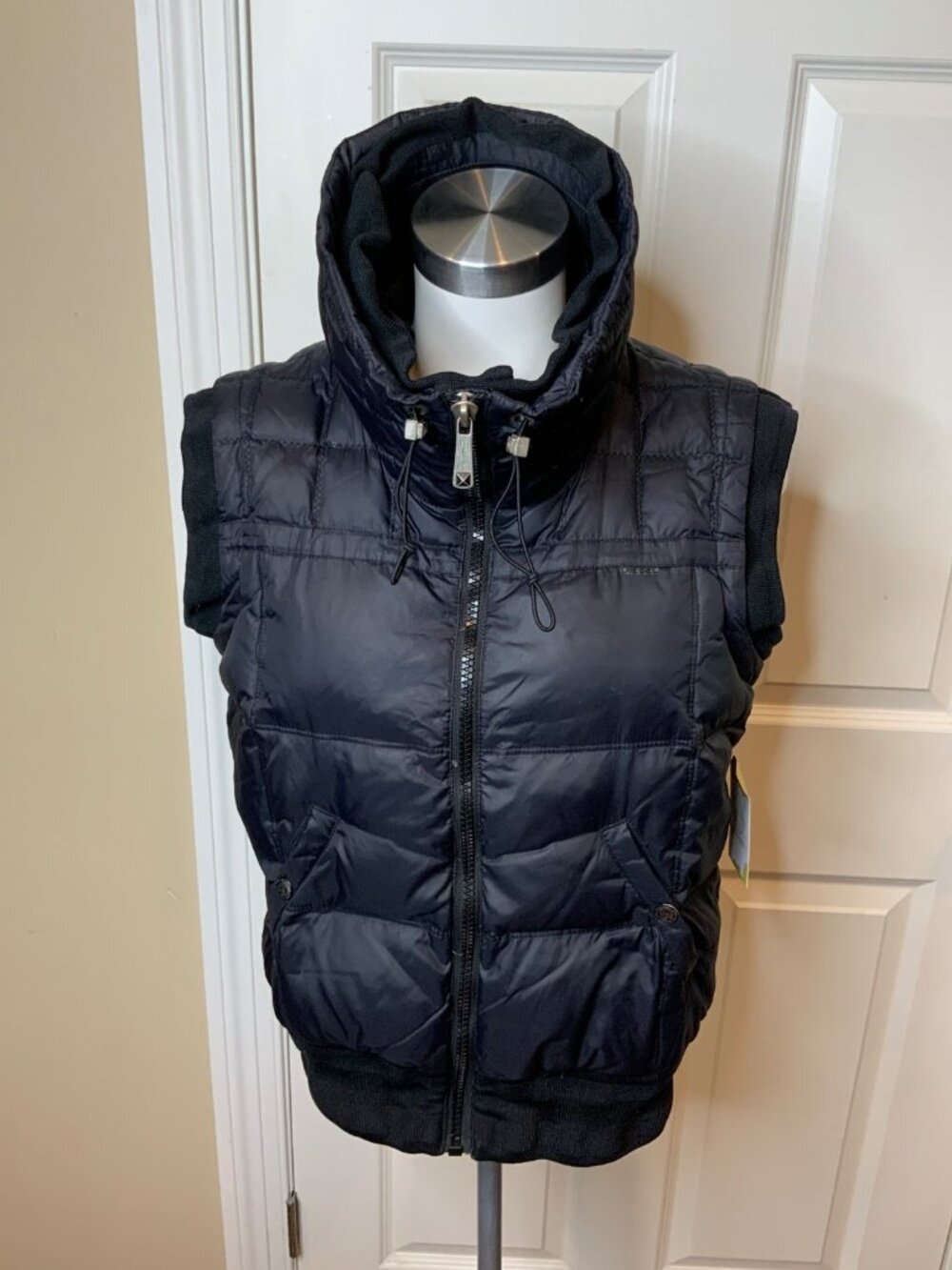 Diesel Black Puffer Zippered Vest W/ Mock Neck & Ribbed Waist/Trim, Size L